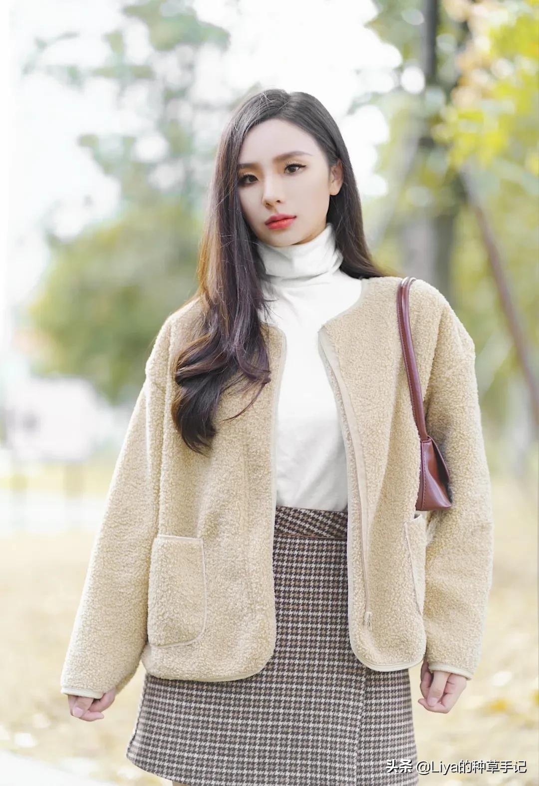 现在流行的羊羔毛外套,今年流行羊羔毛外套