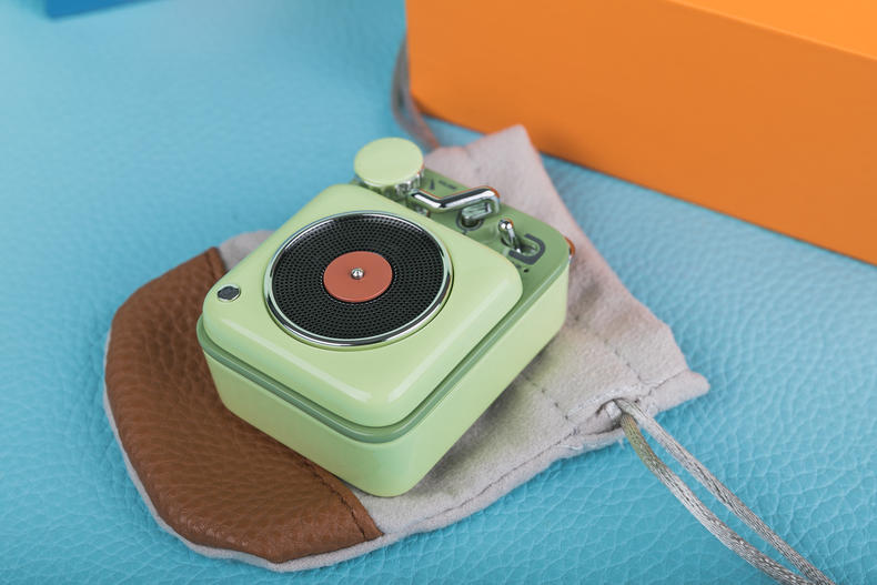 猫王老款收音机,猫王收音机创始人视频