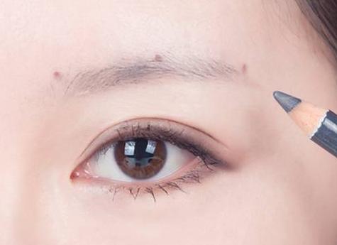 眉毛不会画可以不画么,眉毛画不直教你一招轻松搞定眉毛