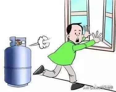 青岛市住宅燃气闪爆事故,青岛燃气闪爆1人被困3人受伤