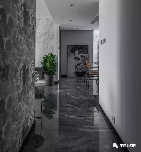 石材翻新黑色详细过程及方法,黑色石材表面磨损怎么处理