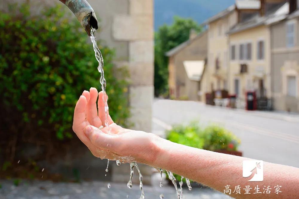 痔疮跟蹲厕所有关系吗,痔疮擦屁股擦不干净