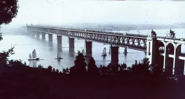 一入武汉热血腾,从此爱上这座城