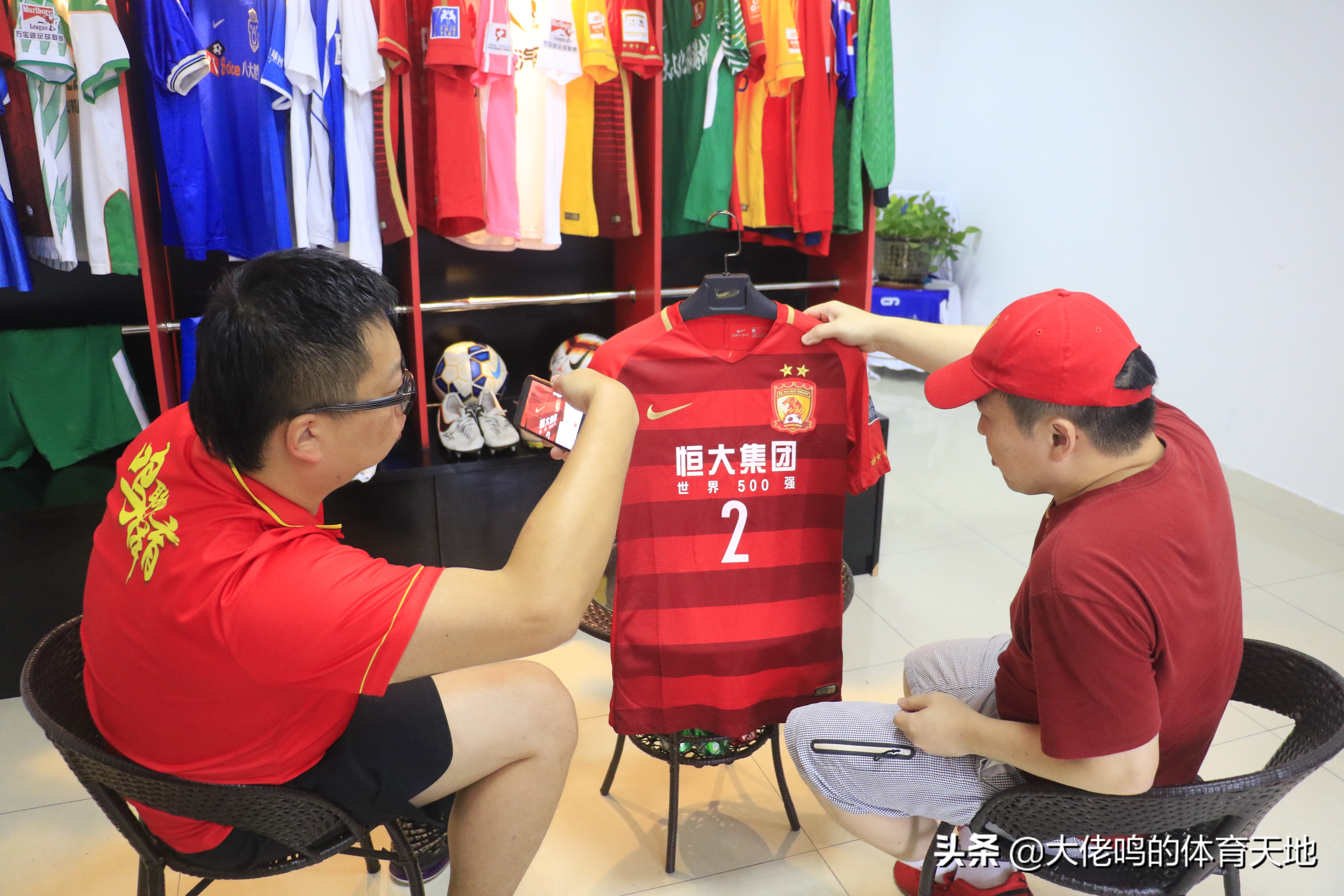 资深广州队收藏玩家测评:铁杆恒迷城哥的心得故事