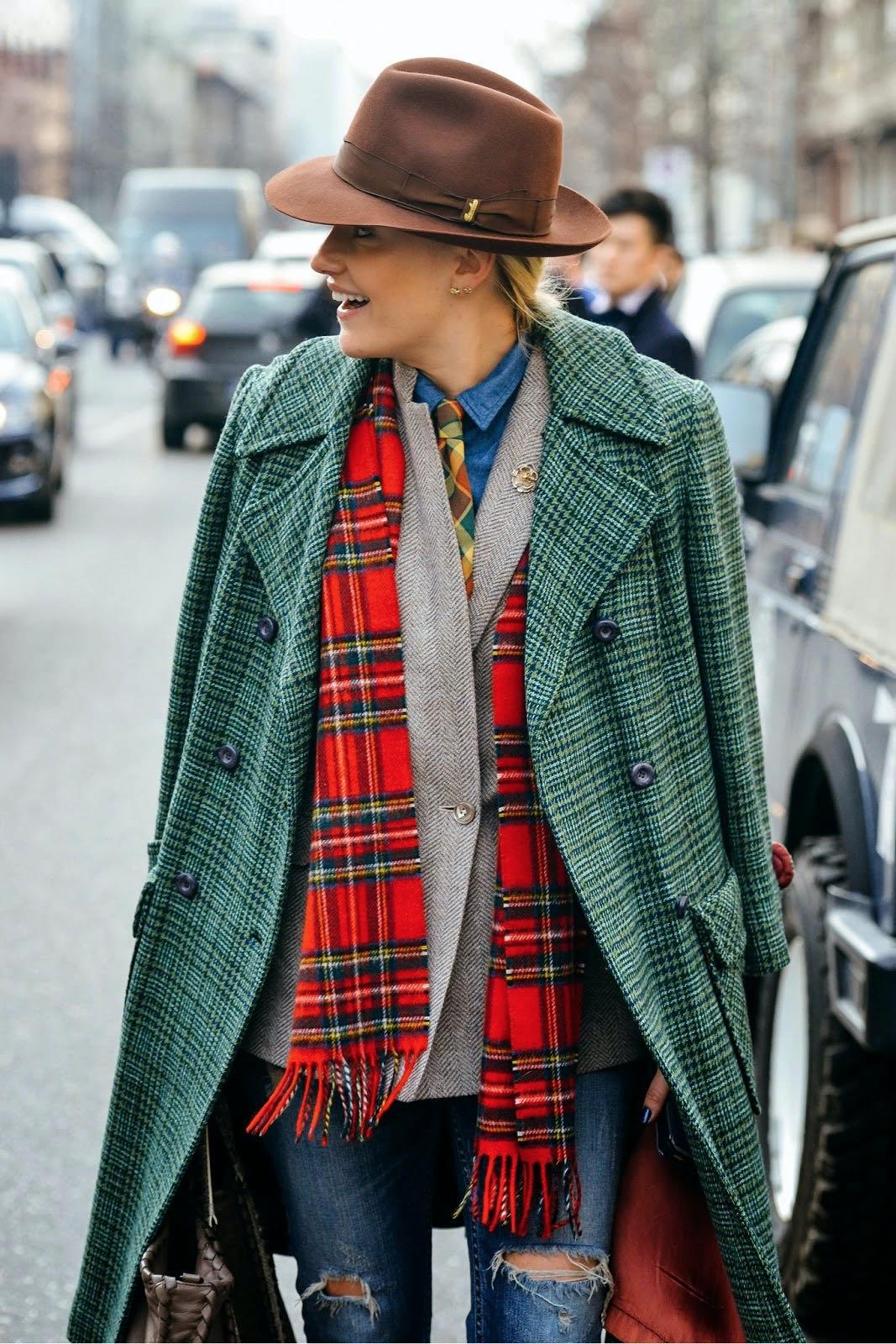 围巾怎么戴才好看？3大搭配法则5种时髦系法，一篇搞定所有问题