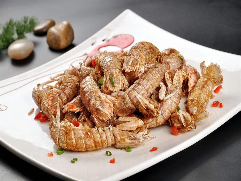 椒盐皮皮虾怎么做好吃又简单,椒盐皮皮虾的椒盐是白的还是红的