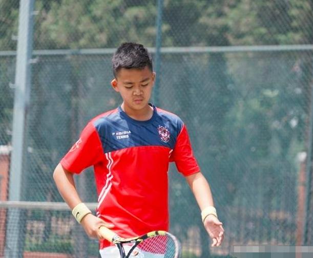 那英前夫高峰现在怎么样了,那英与高峰感情经历