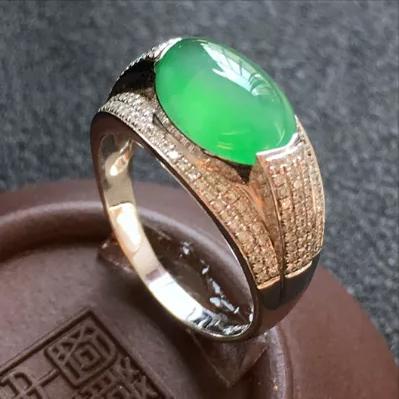 翡翠起莹起胶是什么意思,什么是翡翠起光