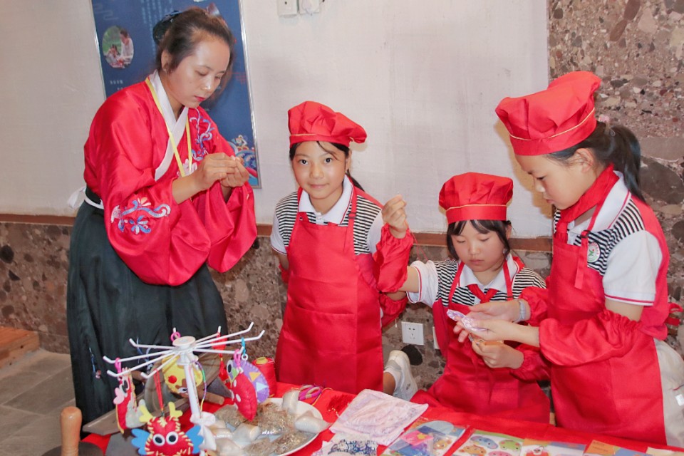 业界的黑马!秦岭北麓全域旅游再添新亮点,楼观研学营地落成