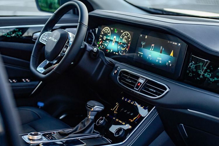 奇瑞捷途升级过的二手车多少钱,奇瑞捷途官改版