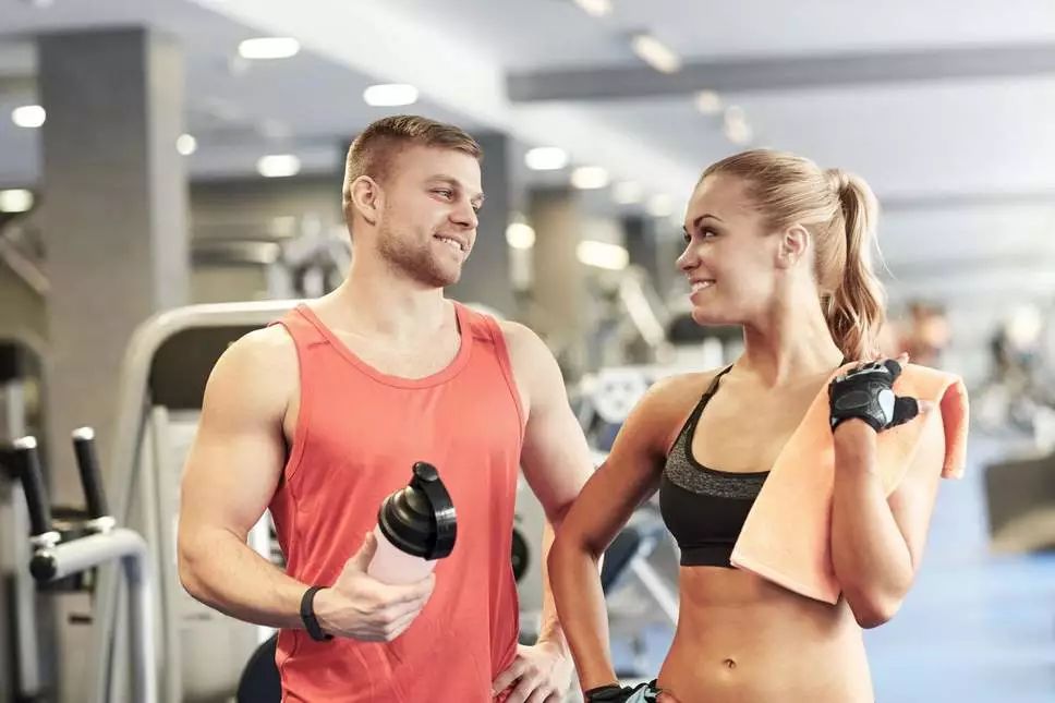 健身用分离乳清蛋白还是蛋白粉好,分离乳清蛋白健身