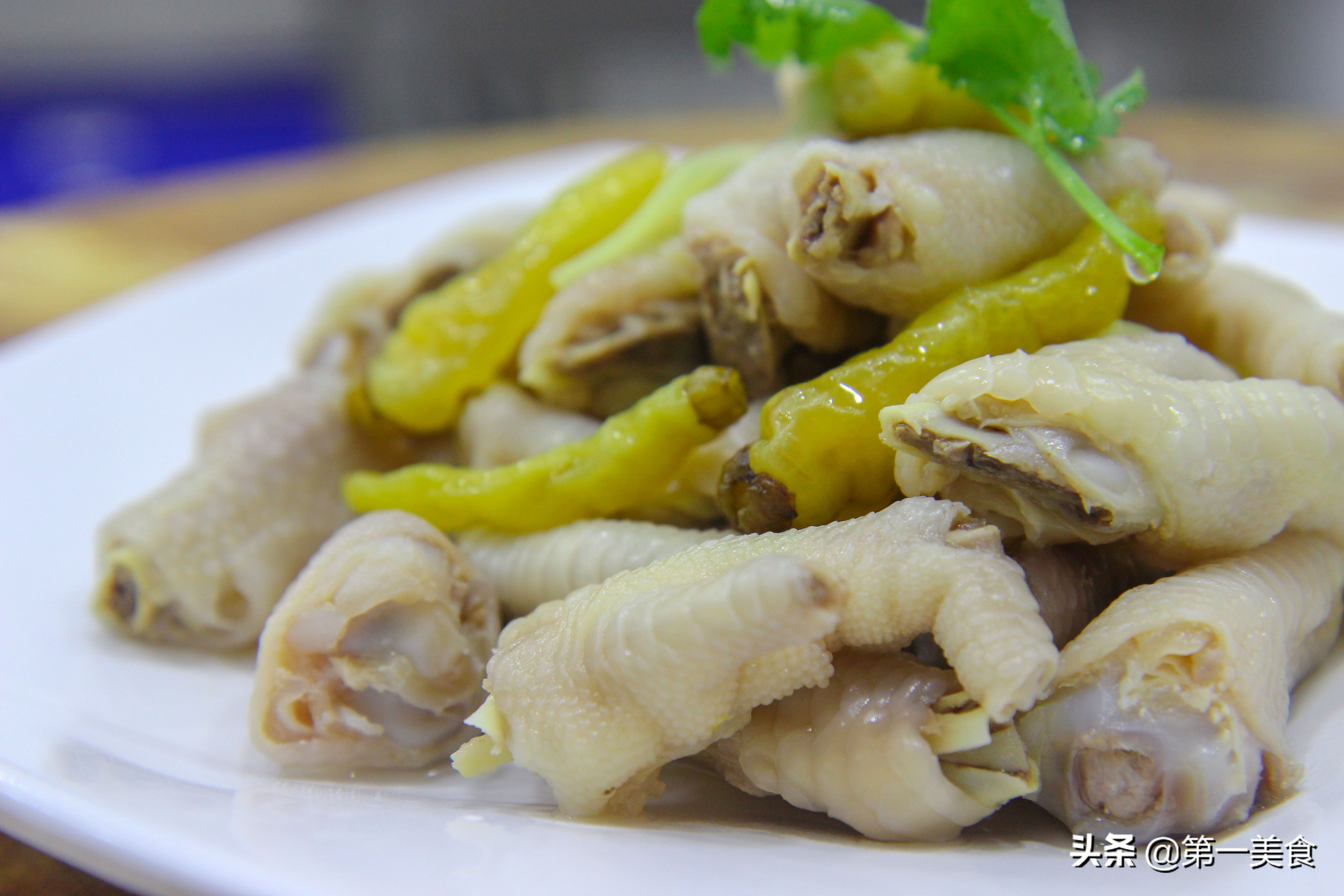 大厨教你怎样做泡椒鸡爪,大厨教你怎么做泡椒鸡爪