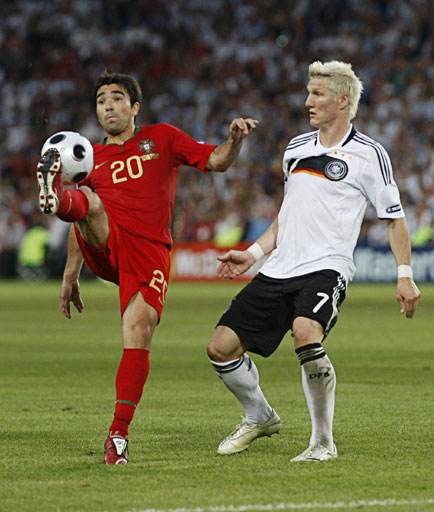 跟梅西c罗做过队友的英超球员,与梅西c罗做过队友的球员