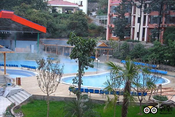 螺髻山旅游攻略九十九里温泉,游览螺髻山