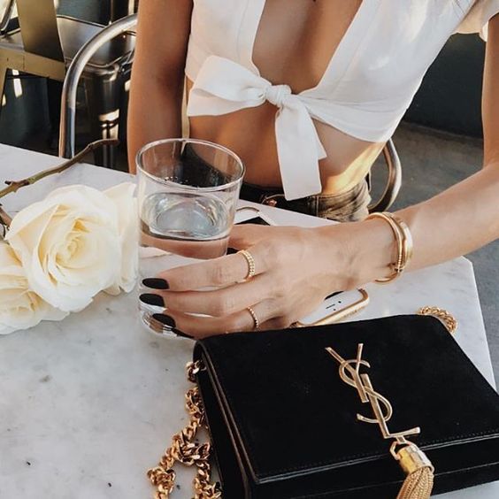 ysl杨树林包包25cm是中号吗,ysl杨树林鳄鱼皮白色链条包