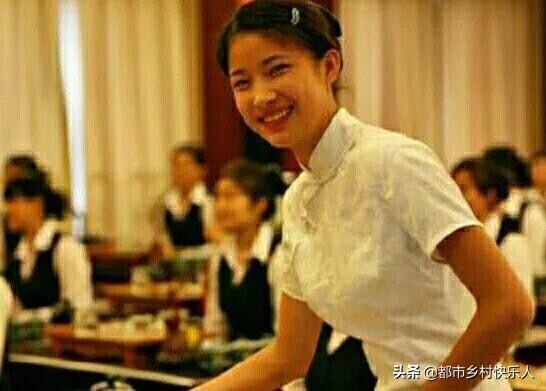 餐厅服务员上错菜怎么办,服务员上错菜吃掉后续