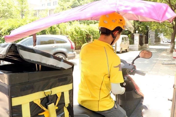 被热浪包围，外卖平台宕机，服务器也中暑了？