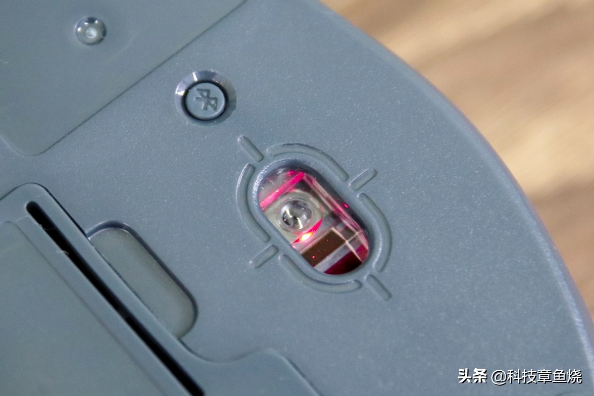 无声办公鼠标,联想双模无线蓝牙鼠标小新air测评