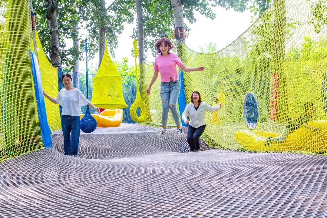 【FENG娱】来南宫五洲植物乐园体验火遍全网树上网绳乐园解压全靠它！