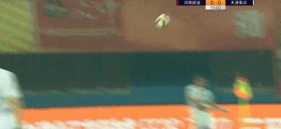 郑凯木天津泰达谢场,泰达郑凯木照片