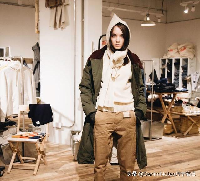 鍊熼瓊閲嶇敓灏忚,鍊熼瓊閲嶇敓