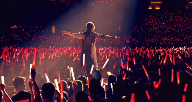 时代少年团五月天演唱会偶遇,五月天对比周杰伦演唱会