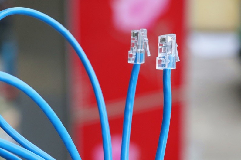 岭雁科技室内摄像头,岭雁科技和家亲智能摄像头怎样