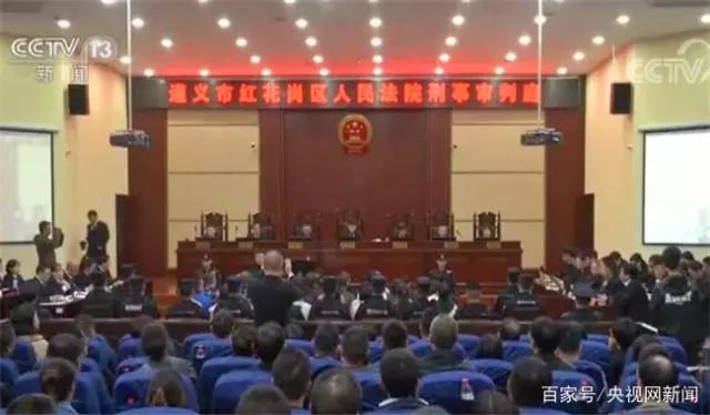 黑心医生故意割开患者身体，4年骗了近800万...七十多岁老人都不放过！