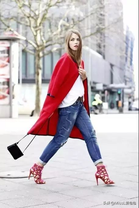 包包模特一般怎么凹造型,包包怎么摆造型