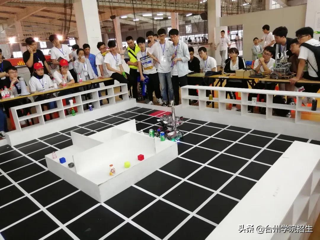 电子信息工程专业要学的专业基础,电子信息工程专业简介和发展前景