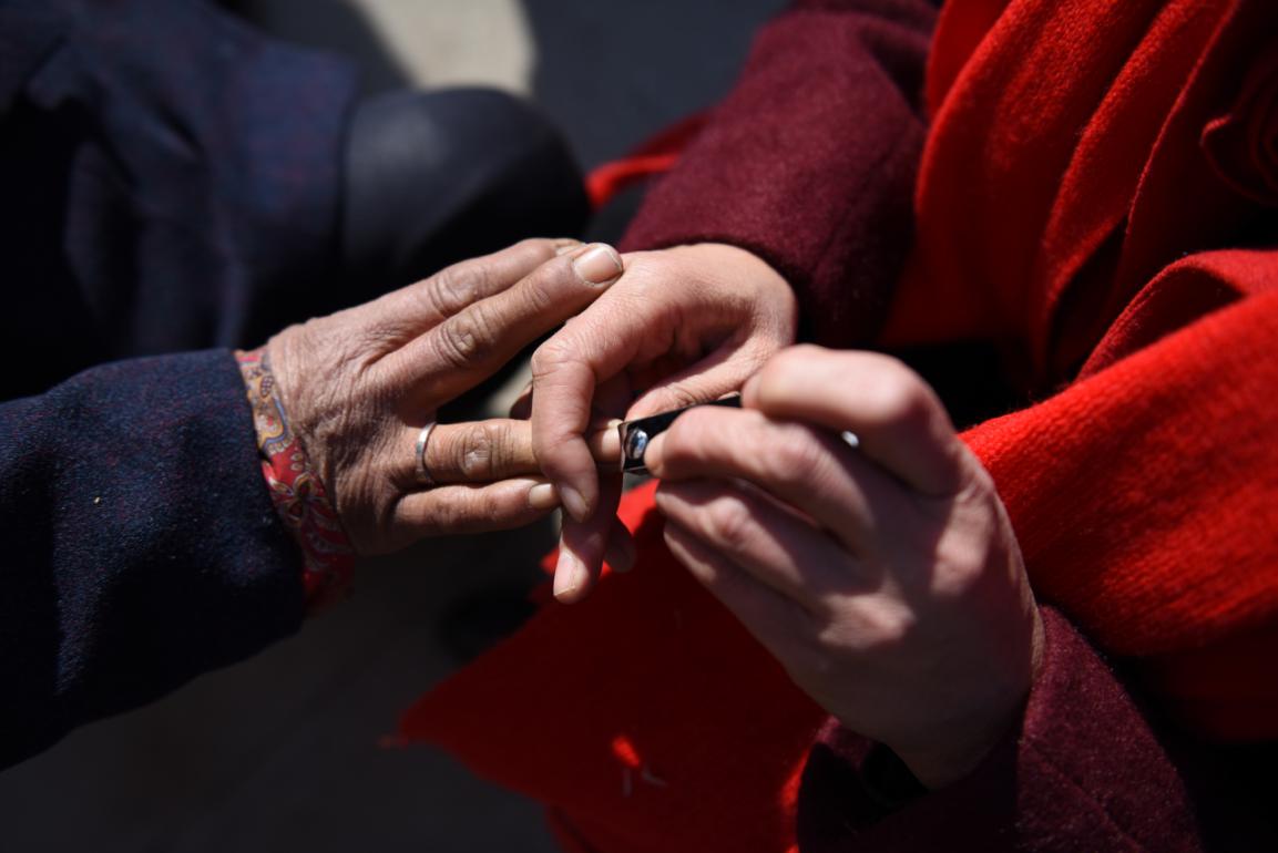 老人剪指甲用的剪刀,老人指甲剪带放大镜