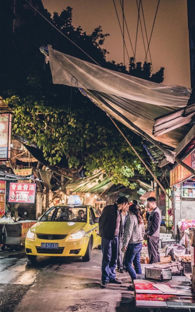 重庆8d魔幻夜景森林,重庆看夜景小众森林