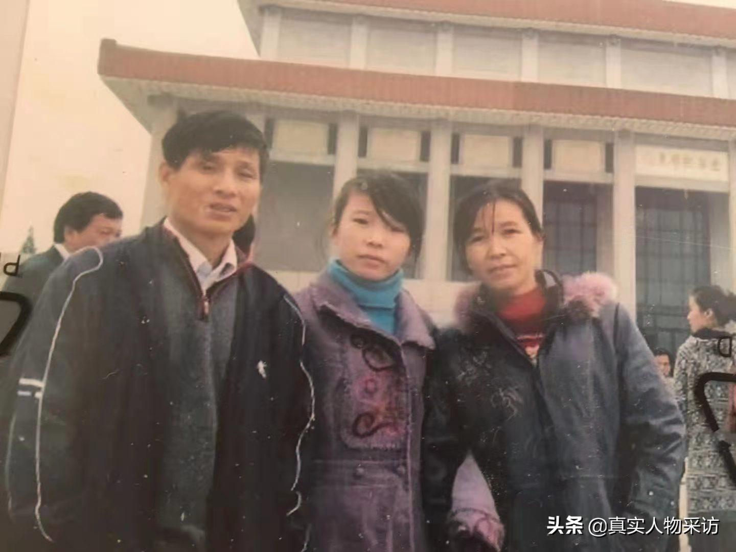 54岁老汉25年前捡一女弃婴故事,一对夫妇捡到一个女弃婴