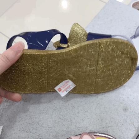 儿童穿哪种凉鞋比较好测评,关爱宝宝从脚开始