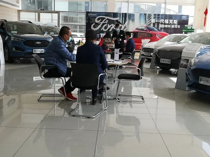 007亲探福特上海永达店客流回升锐际一车难求
