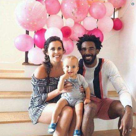 黑人球员孩子却是白人，做完亲子鉴定后，小乔丹沉默了