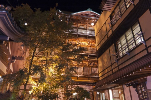 油屋千与千寻,千与千寻油屋景点