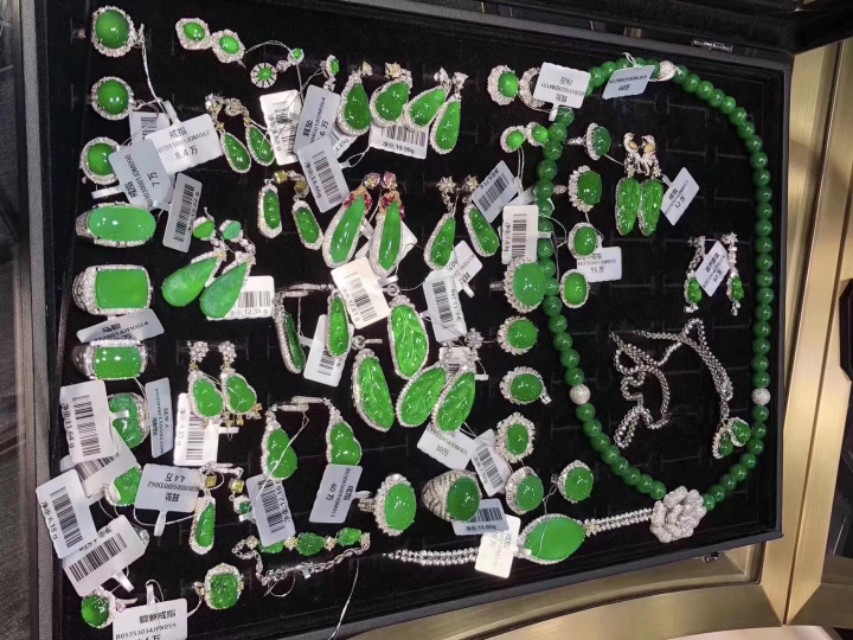 翡翠玉石直播,关于直播翡翠原石行业深度思考