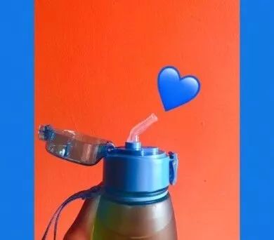 涂口红不沾杯不掉色方法,涂口红的正确方法初学者不沾杯