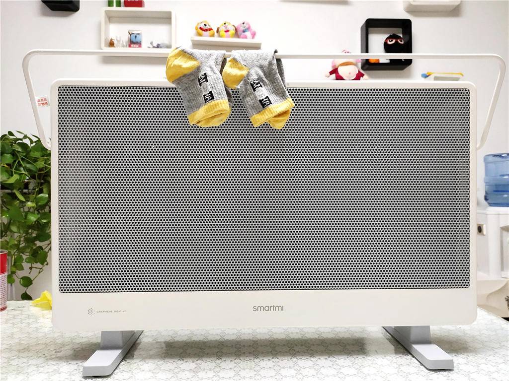 智米石墨烯电暖器,智米石墨烯电暖器与踢脚线pro