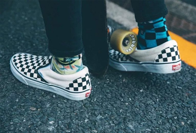 vans鞋磨脚怎么整,vans鞋内磨破