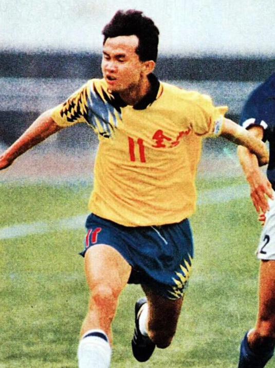 足球史上一场比赛一个人进7个球,足球世家排名第一