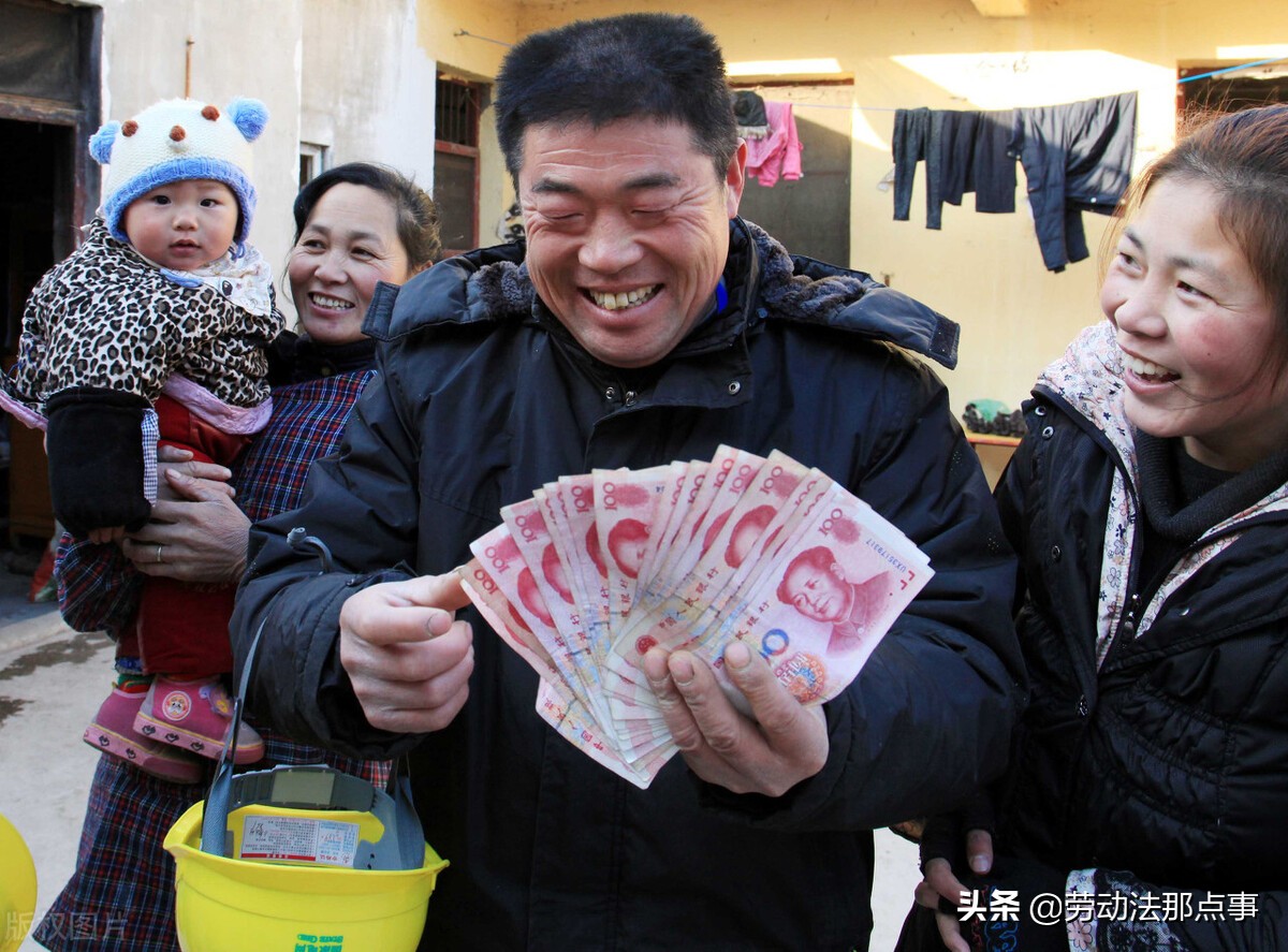 工伤公司不给钱治疗怎么办,工伤期间公司不给工资怎么办