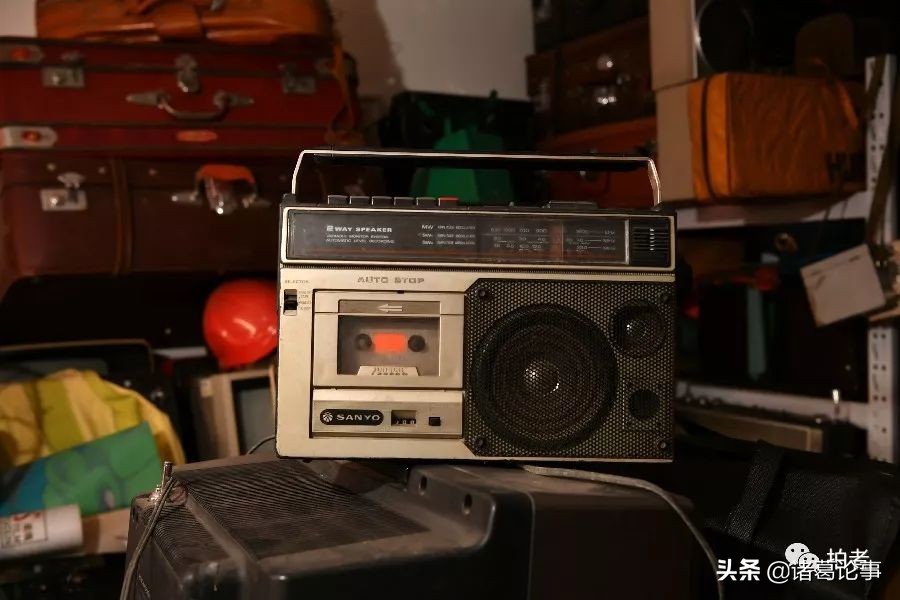 90年代bb机回忆视频,八十年代大哥大bb机