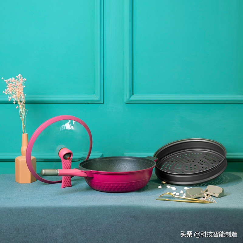 没有一口好锅,如何展现我大厨的手艺,七层昂贵涂层就为一口好锅