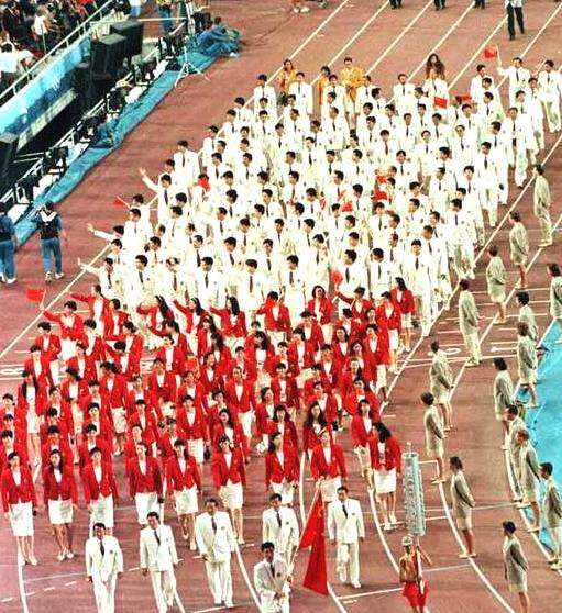 大卫罗宾逊比赛,大卫罗宾逊两次夺冠