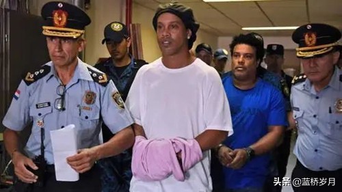 囚王小罗出狱完整版,小罗足球独造11球