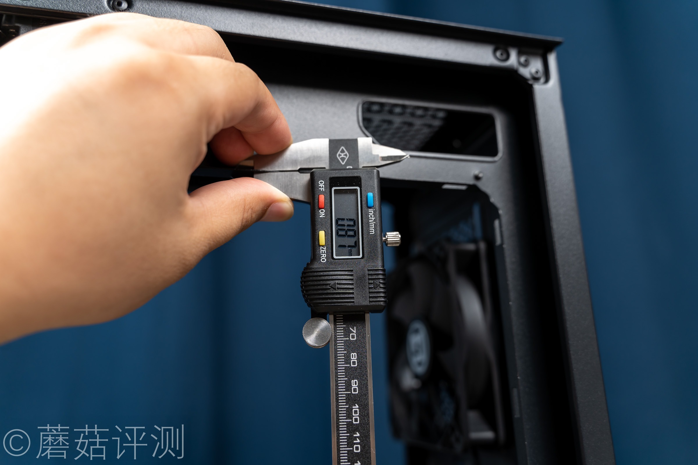 艾湃电竞机箱白色,艾湃电竞水冷评测