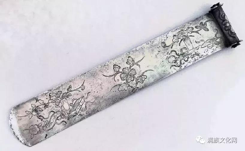 如展画轴—清代满族民间扁方赏析