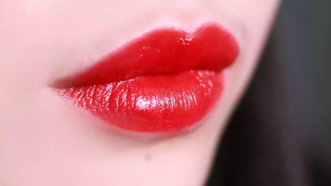 女生必买的十支口红试色,水红色口红推荐平价